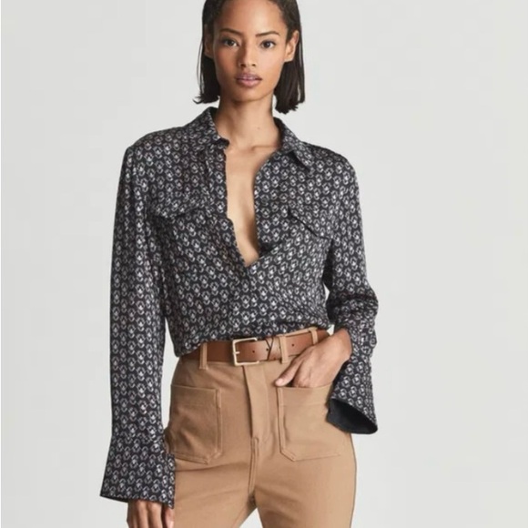 Reiss Tops - Reiss Lola Print Blouse Black Print Size 0 US